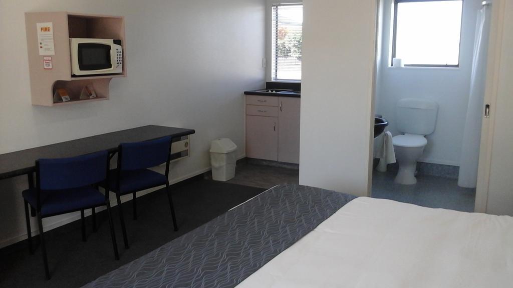 Comfort Inn Fairmont Motor Lodge Hastings Room photo